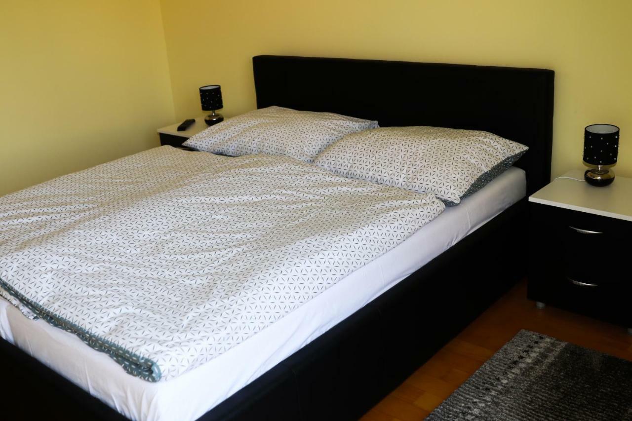 Apartman Klara Карловац Экстерьер фото