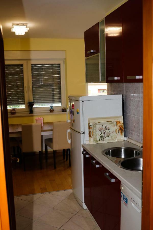 Apartman Klara Карловац Экстерьер фото